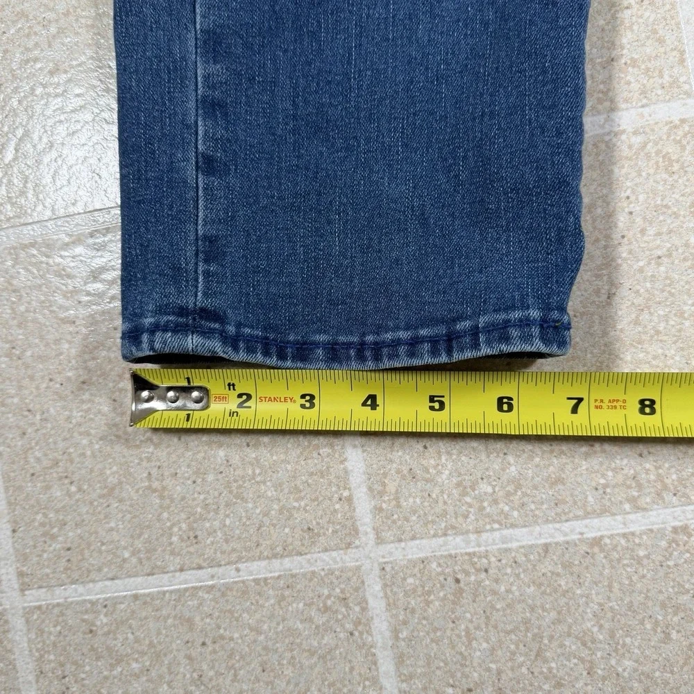 True Religion Jeans Mens 38 Blue Geno Relaxed Slim Medium Wash